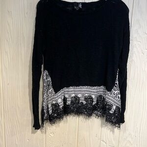 Boutique Black Sweater Top Side Slits Lacy Edging Size XS
